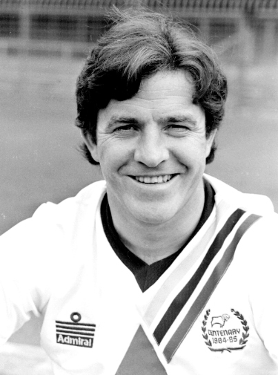 德比郡悼念前球员约翰·罗伯逊去世，享年72岁